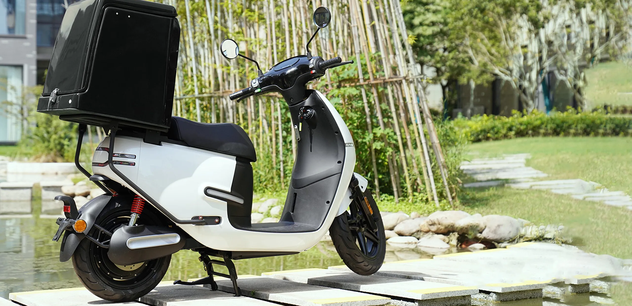 EK1 Delivery Scooter